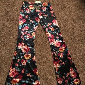 Floral velvet bell bottoms.. NWT